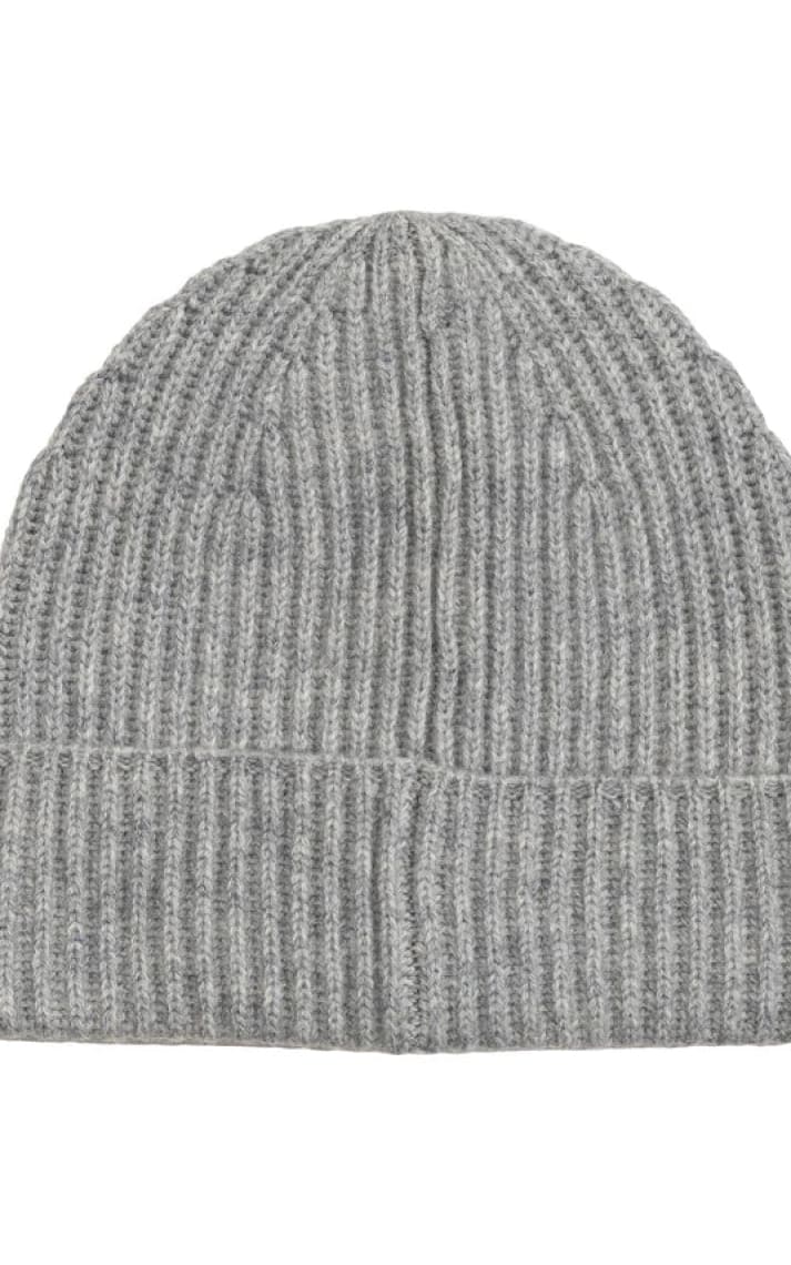 Echo - Basic Cardigan Stitch Beanie in Silver - Cold