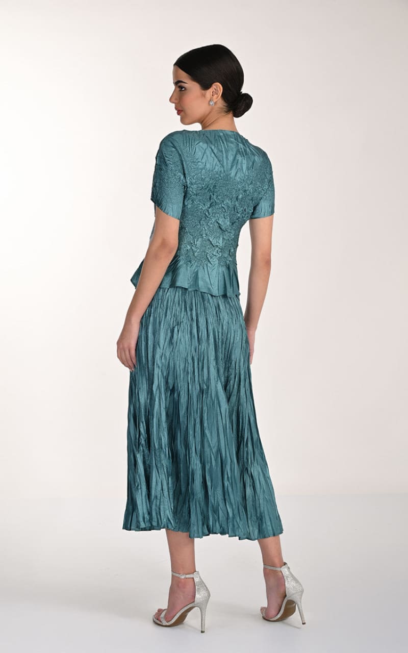 Frank Lyman- Midi Skirt and Blouse Set in Green - DRESS
