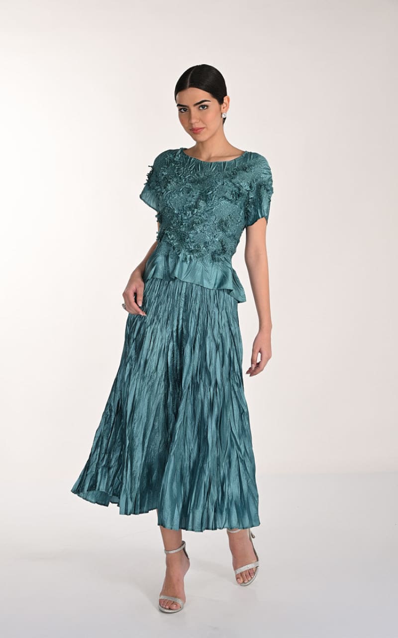 Frank Lyman- Midi Skirt and Blouse Set in Green - DRESS