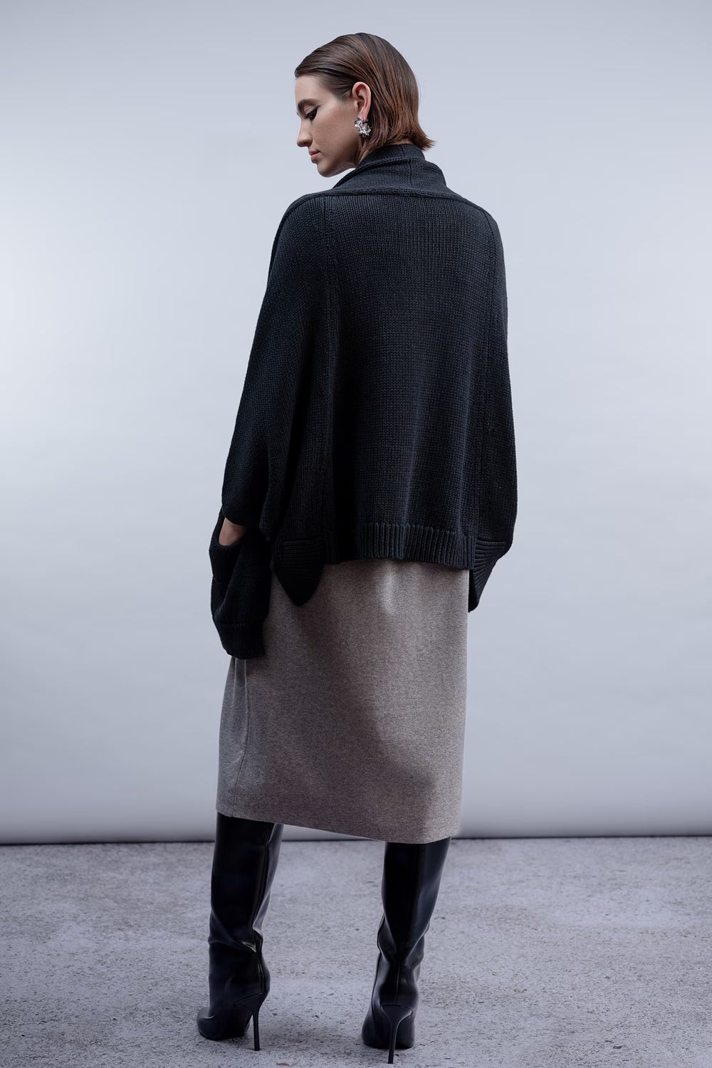 HAAKŌ- Open-Front Relaxed Fit Cardigan in Charcoal