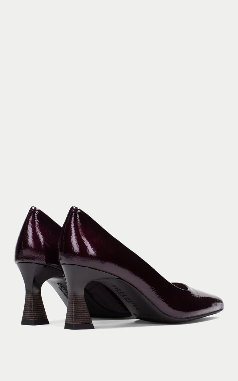 Hispanitas- Dalia Pump in Rio Rioja - footwear