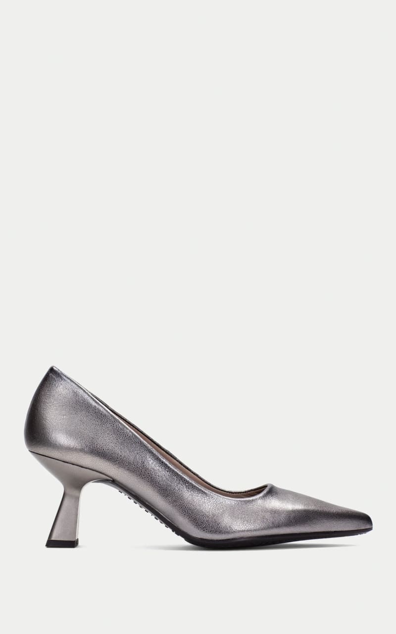 Hispanitas- Nova Pump in Menorca Acero - footwear