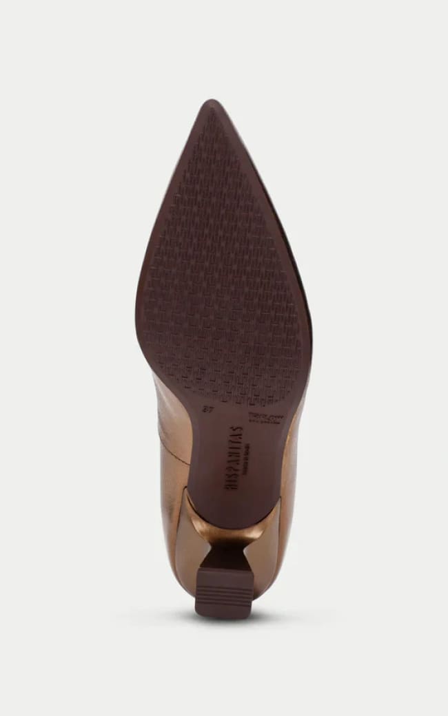 Hispanitas- Nova Pump in Menorca Oro Viejo - footwear