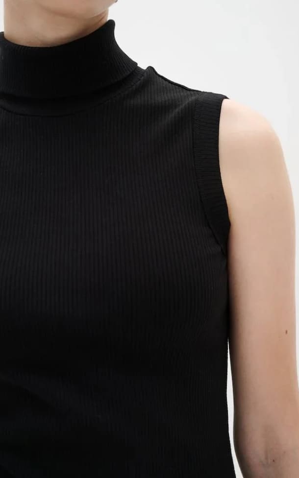 InWear- Dagna Sleeveless Turtleneck - Shirts & Tops