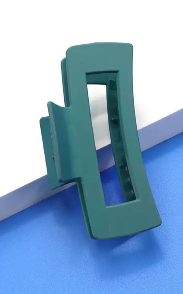 JOSSLYN- Large Classic Matte Hair Claw Clips 4.25inch