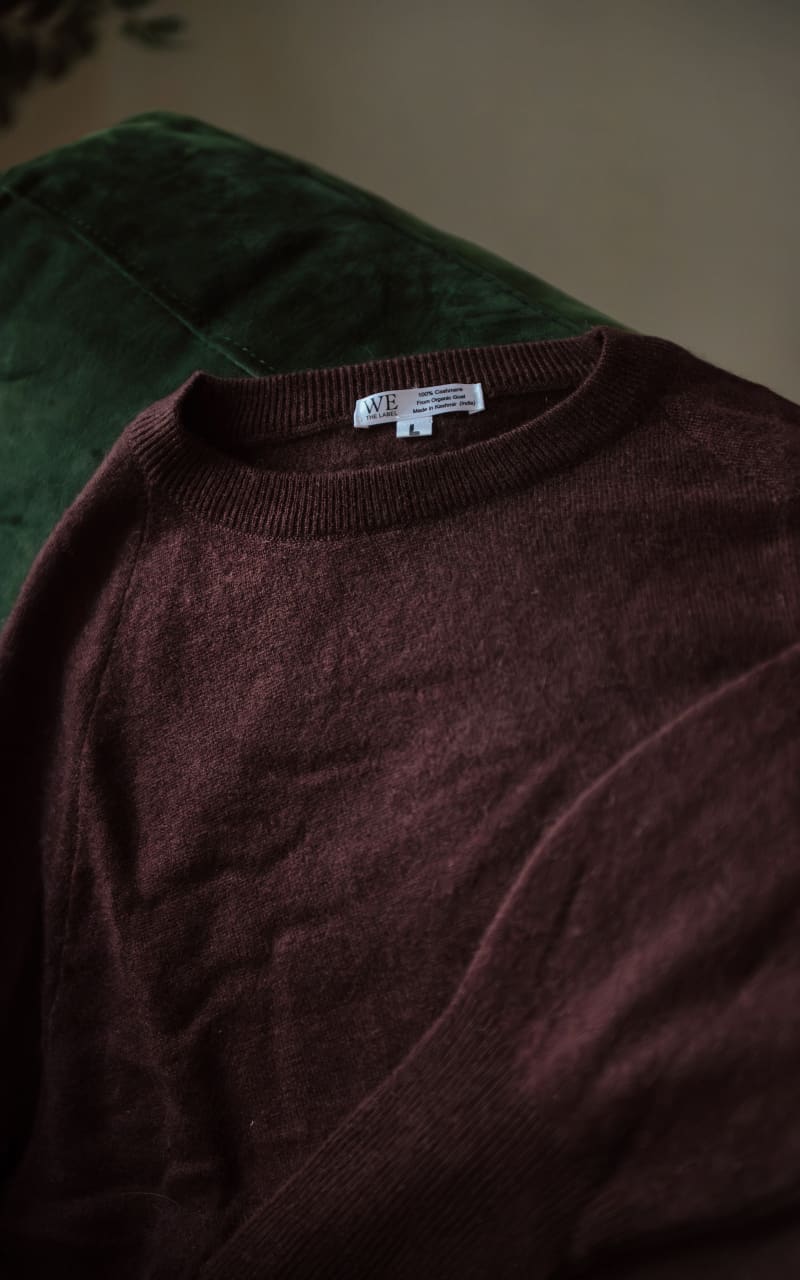 We The Label- CrewNeck Cashmere Sweater in Eggplant