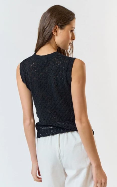 Lalavon- Sleeveless Knit Top - sweater