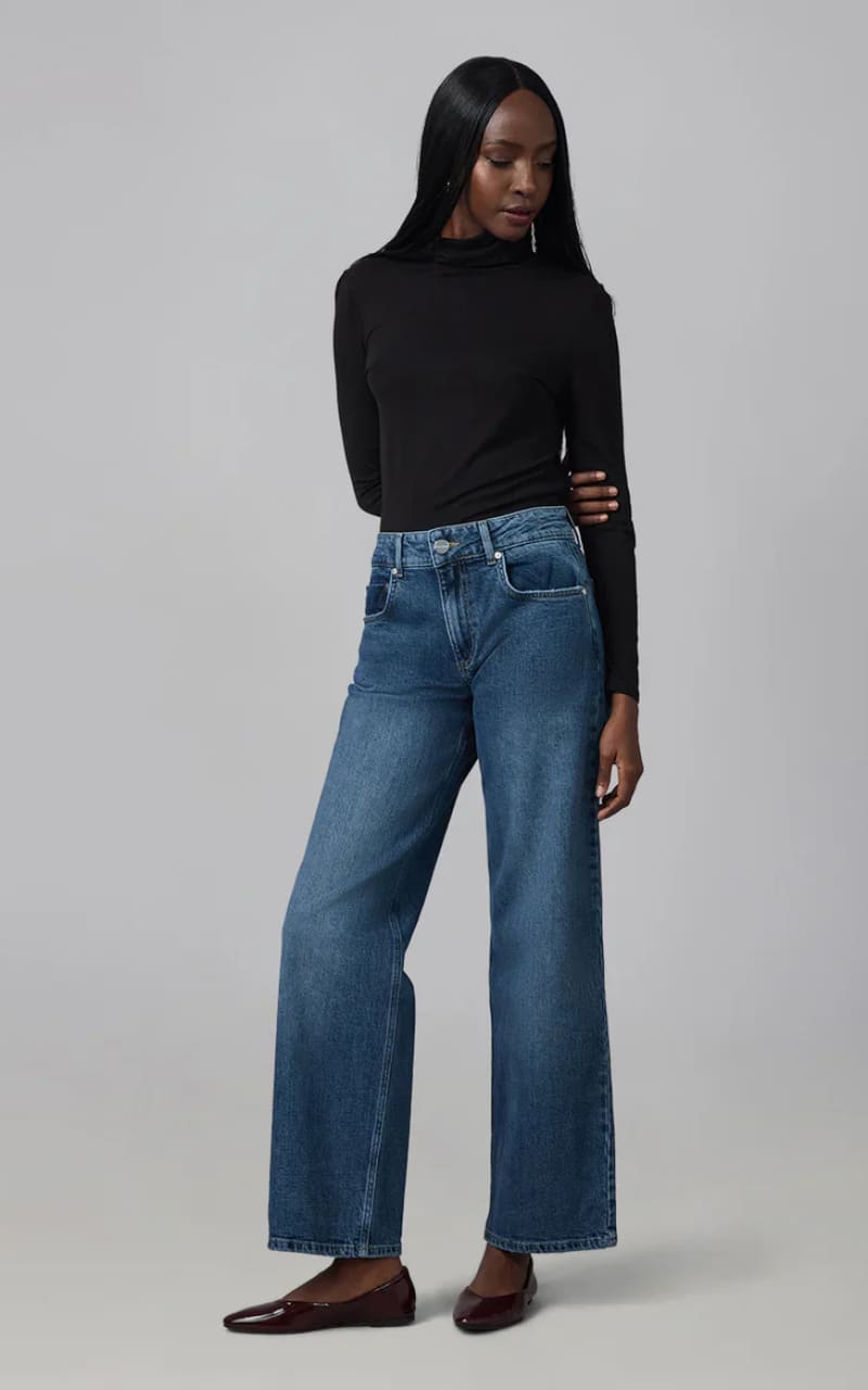 Lola Jeans Miro Mid Rise Comfort Straight in Film Noir denim