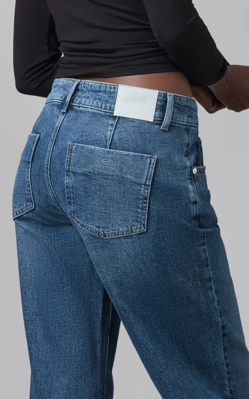 Lola Jeans Miro Mid Rise Comfort Straight in Film Noir denim