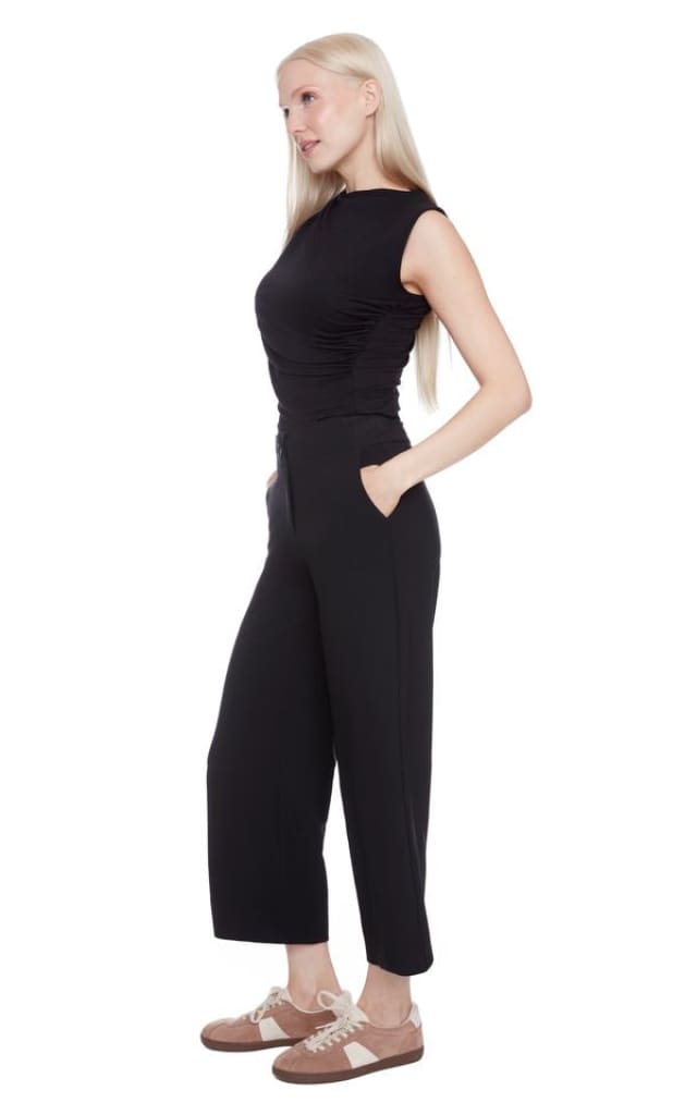 ILTM- Jackie Solid Amalfi Wide Leg Cropped Pant in Black