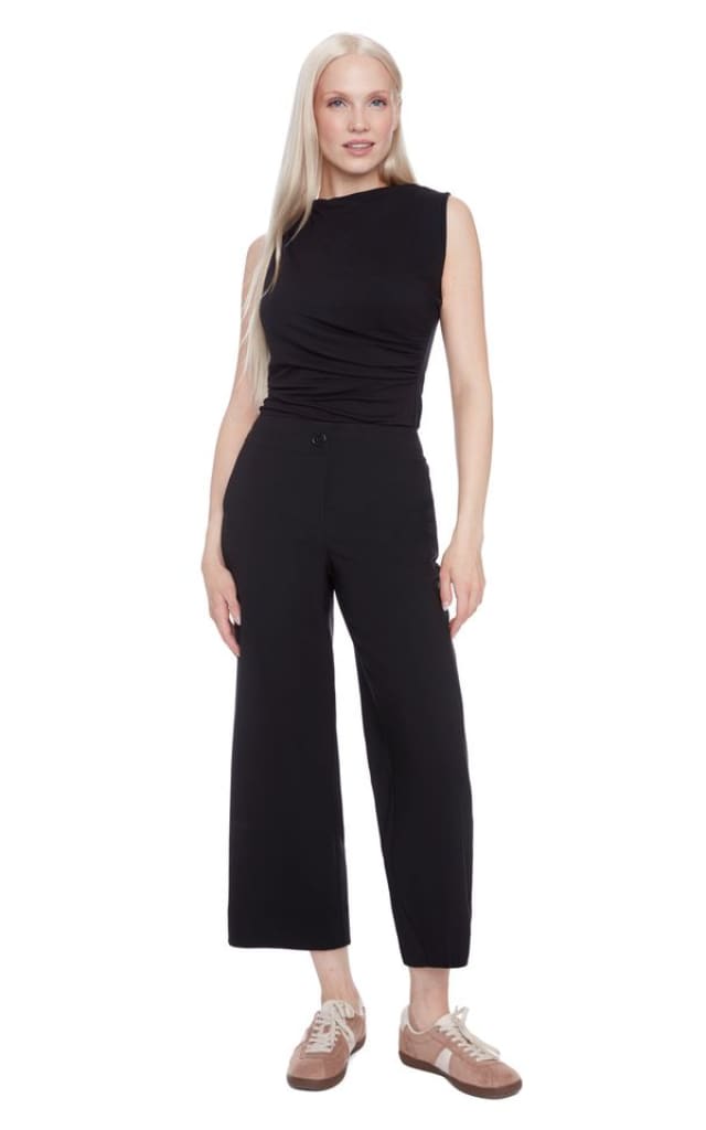 ILTM- Jackie Solid Amalfi Wide Leg Cropped Pant in Black
