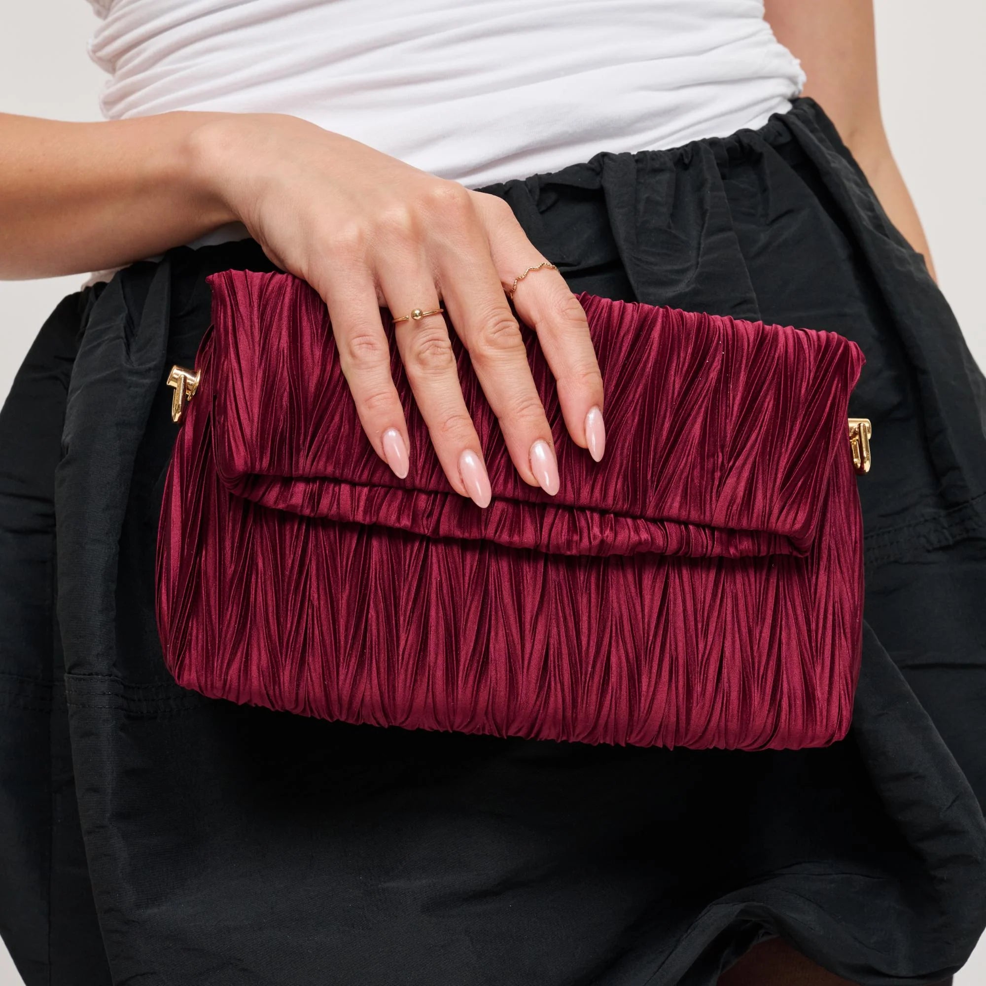 Urban Expression- Annette Clutch