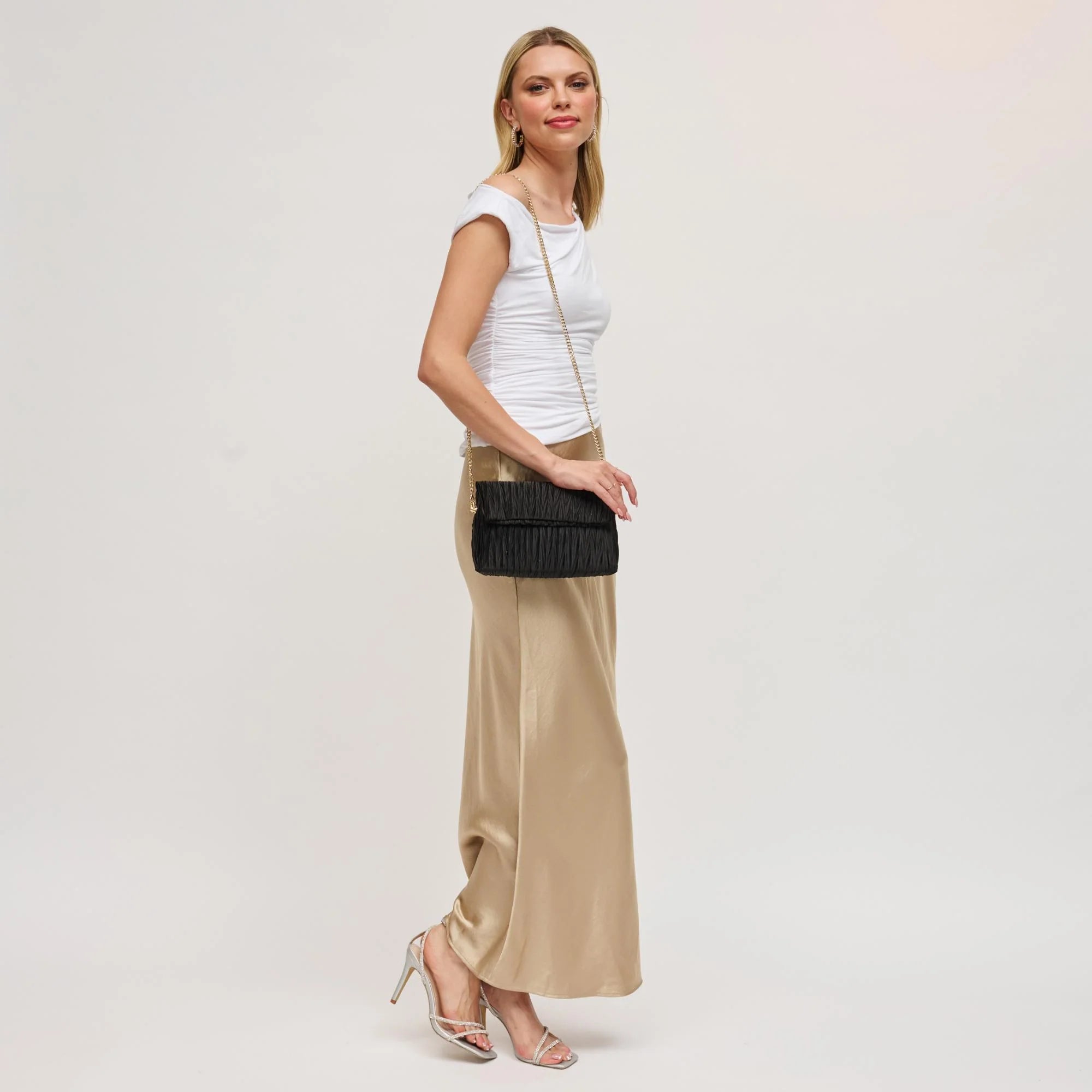 Urban Expression- Annette Clutch