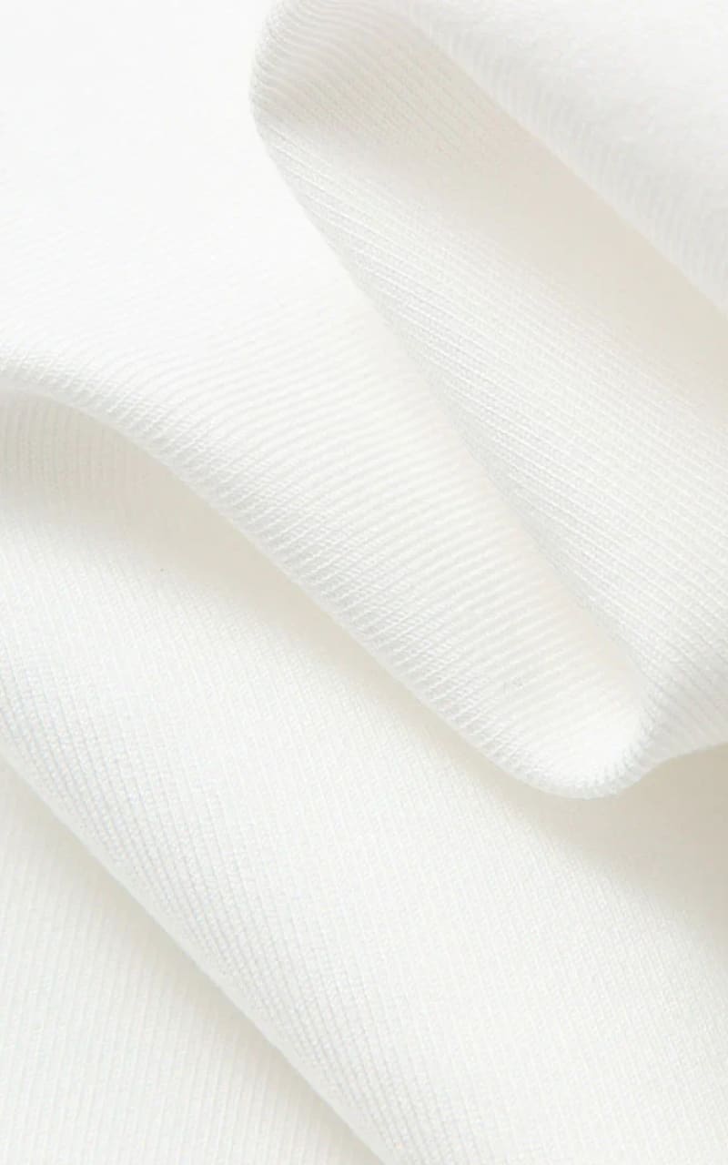 MEILLEUR MOMENT- A-Line Shorts in White - & Skorts