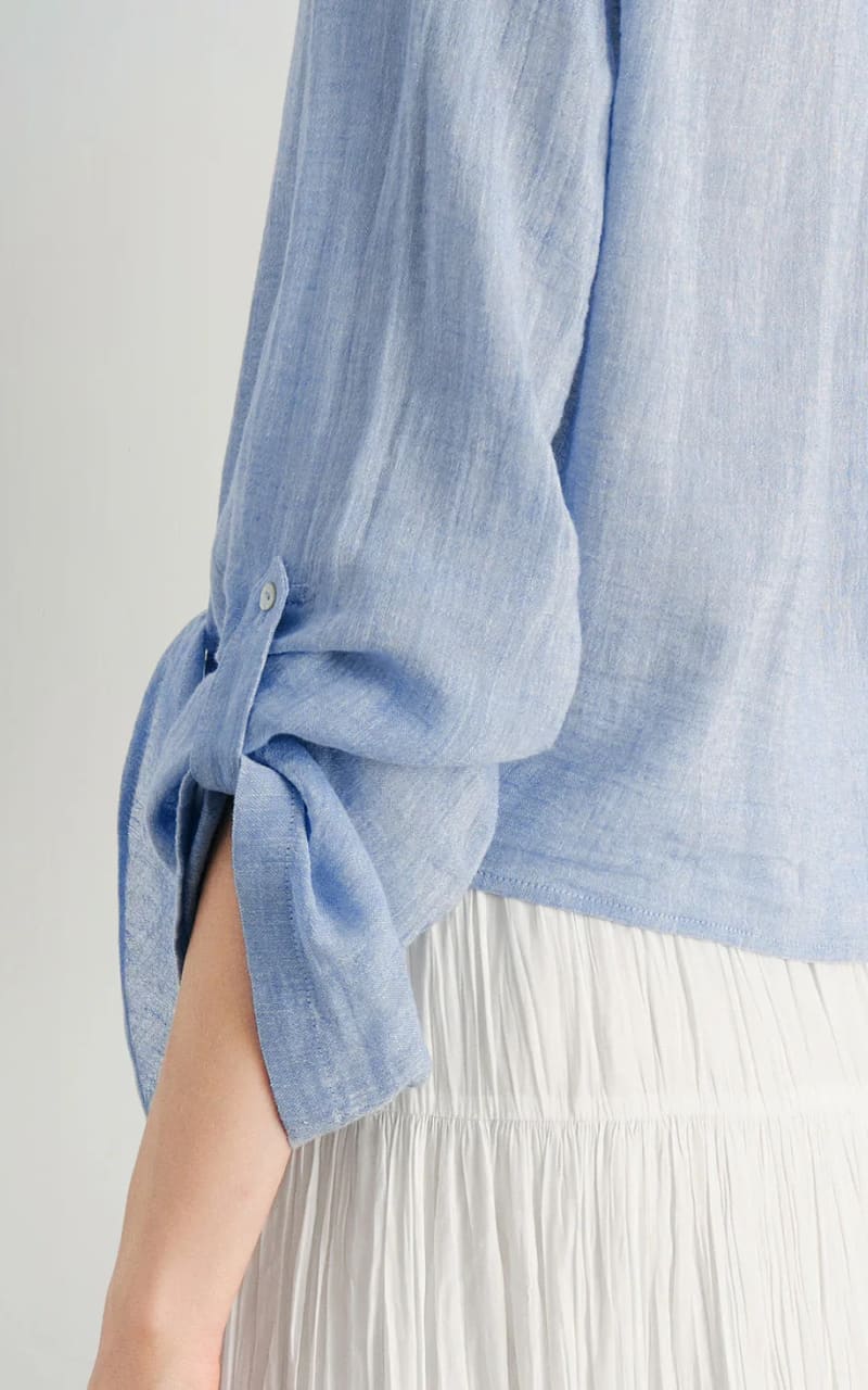 MEILLEUR MOMENT- V Collar Shirt with Tie Detail in Blue