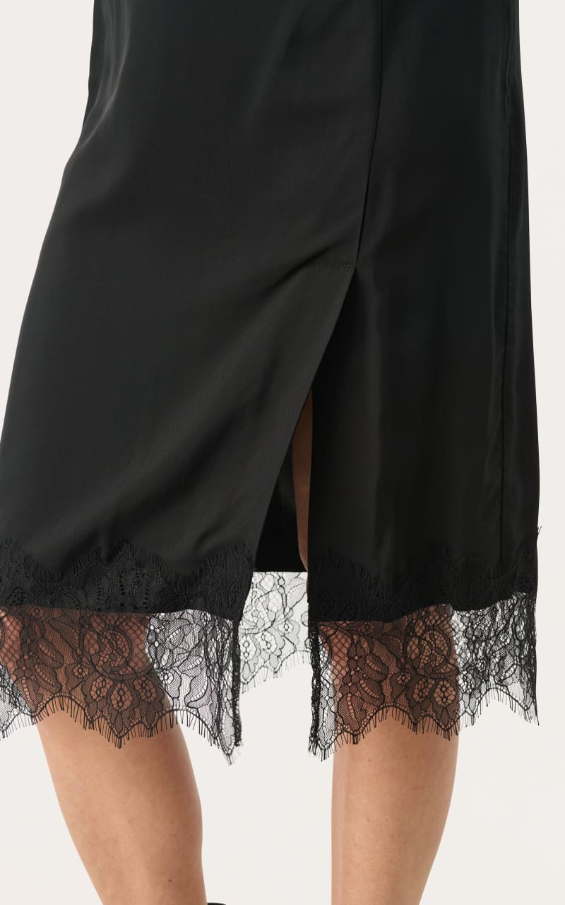 Part Two- Laica Skirt