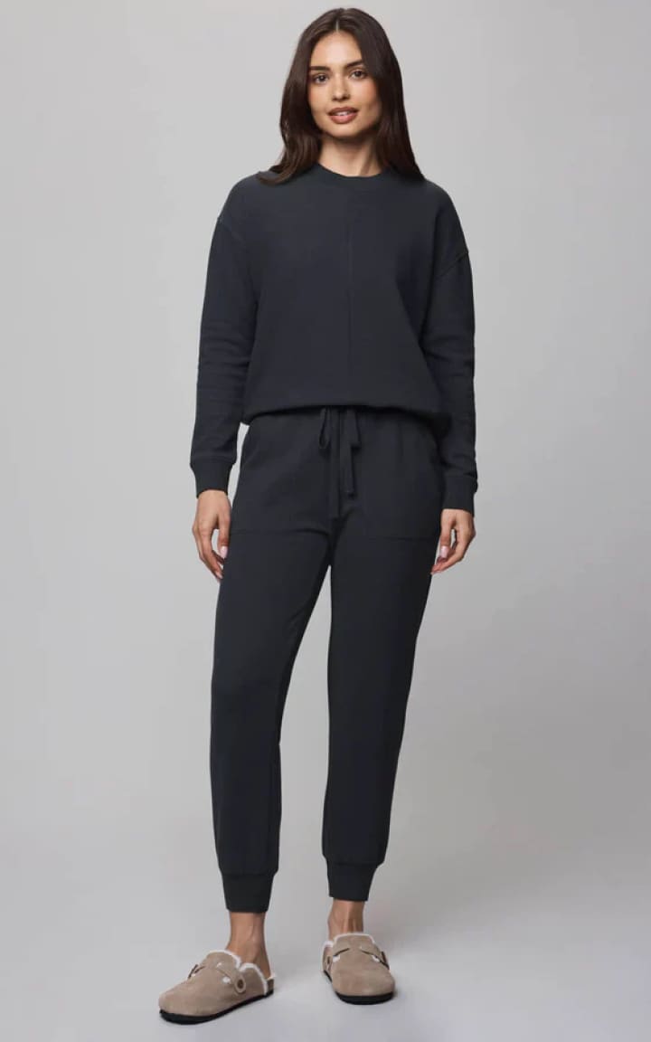 Splendid Winslow Crewneck Pullover in Lead SWEATER &