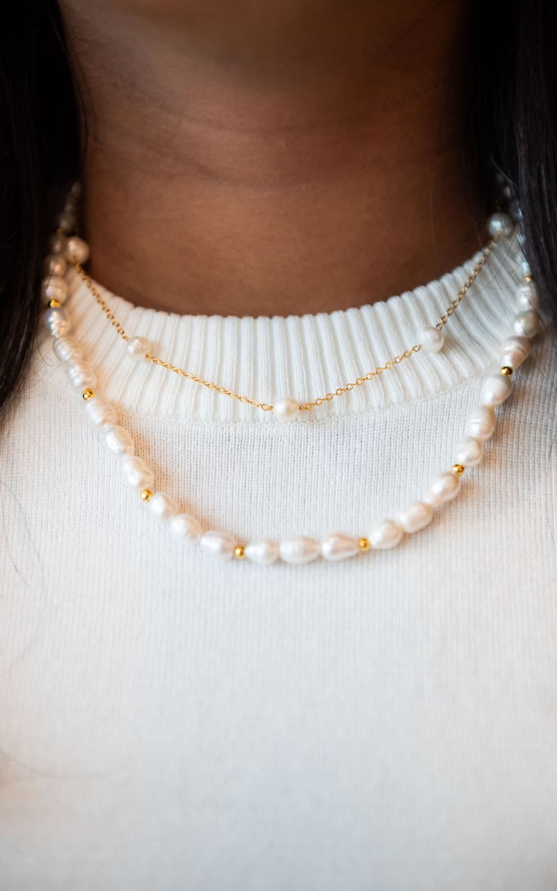 Twisted Baubles - Natural Pearls Chain Necklace