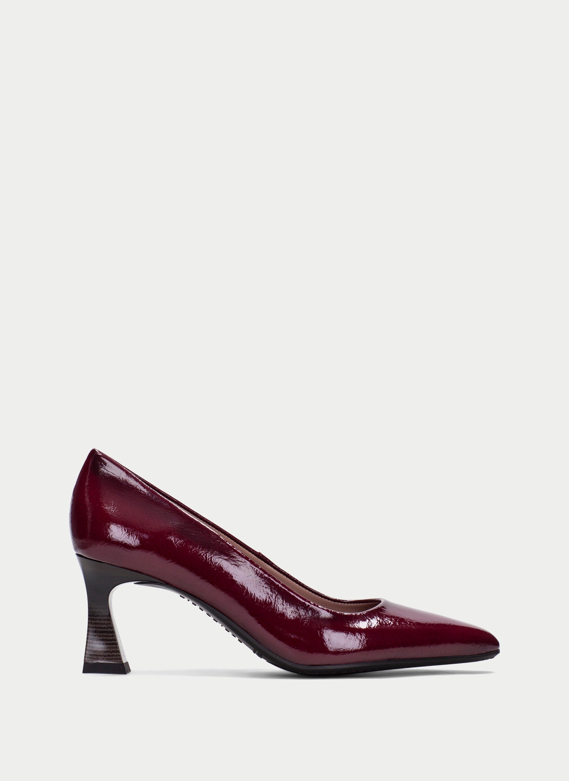 Hispanitas- Dalia Pump in Rock Wine