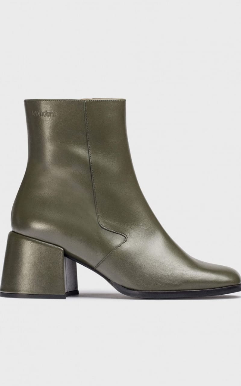 Wonders- Rodolfo Ankle Boots in Green - footwear