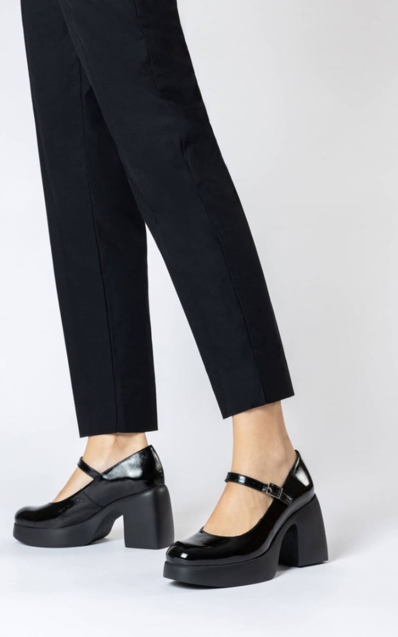 Wonders- Buckle Strap Mary Jane in Iseo Negro - footwear