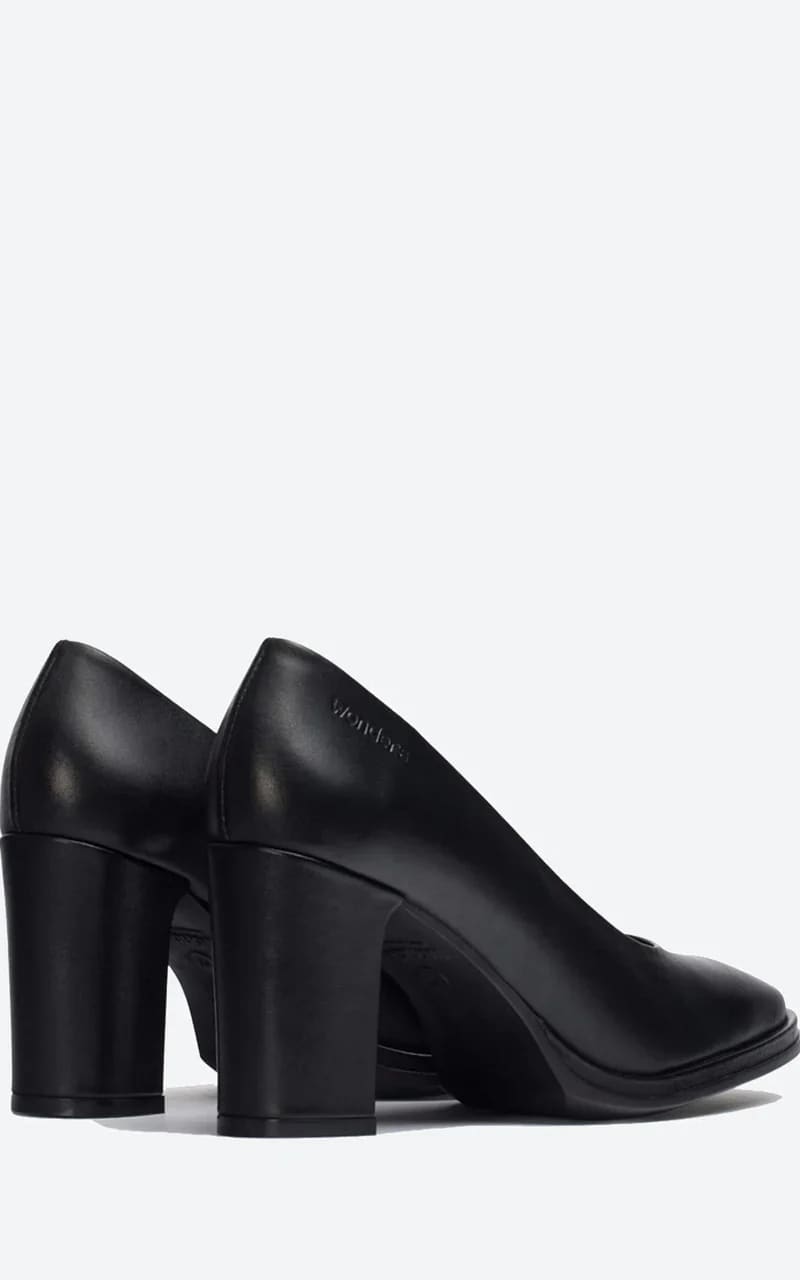 Wonders- Denis Pump in Iseo Black - shoes