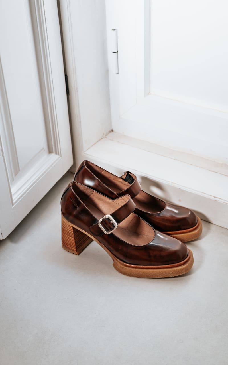 wonders-wonders-mary-jane-heel