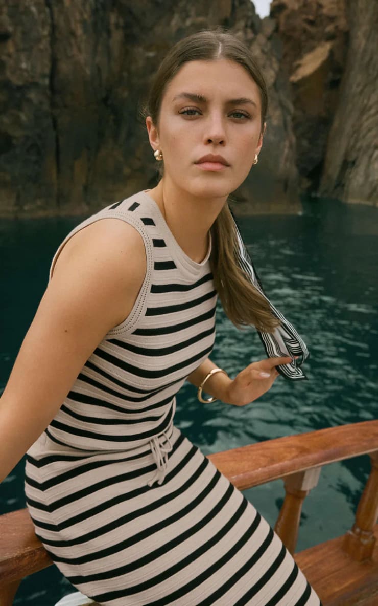 Z SUPPLY- Emori Striped Muscle Tank in Natural - T-SHIRT &