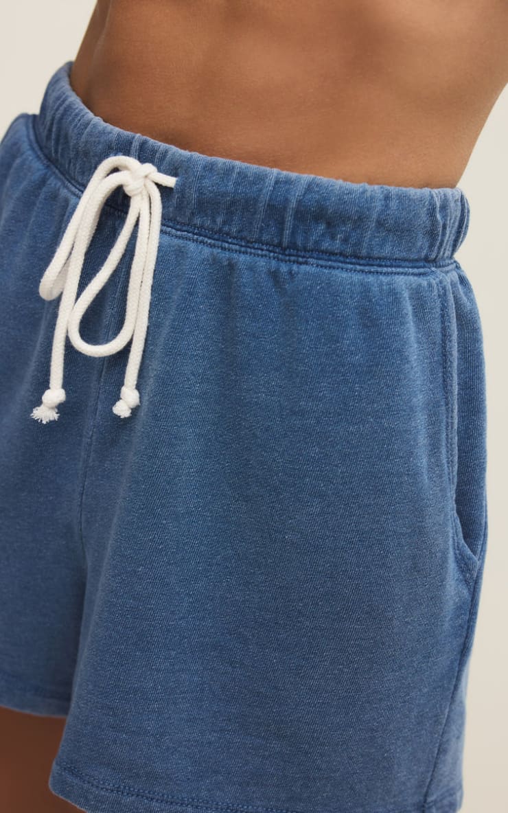 Z SUPPLY- Hunter Knit Denim Short in Calypso Blue Indigo