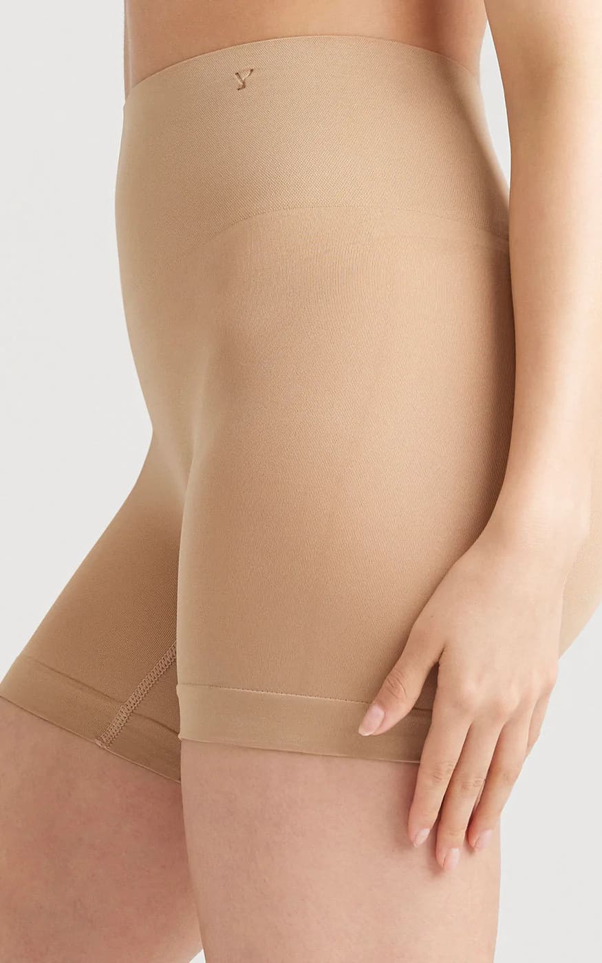 Yummie - Ultralight Seamless Shaping Short - Shapewear